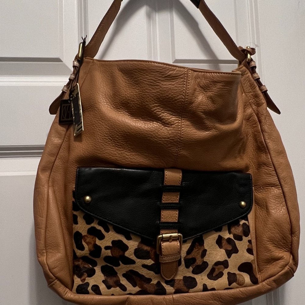 Via Neroli NWT leather bag with dust bag